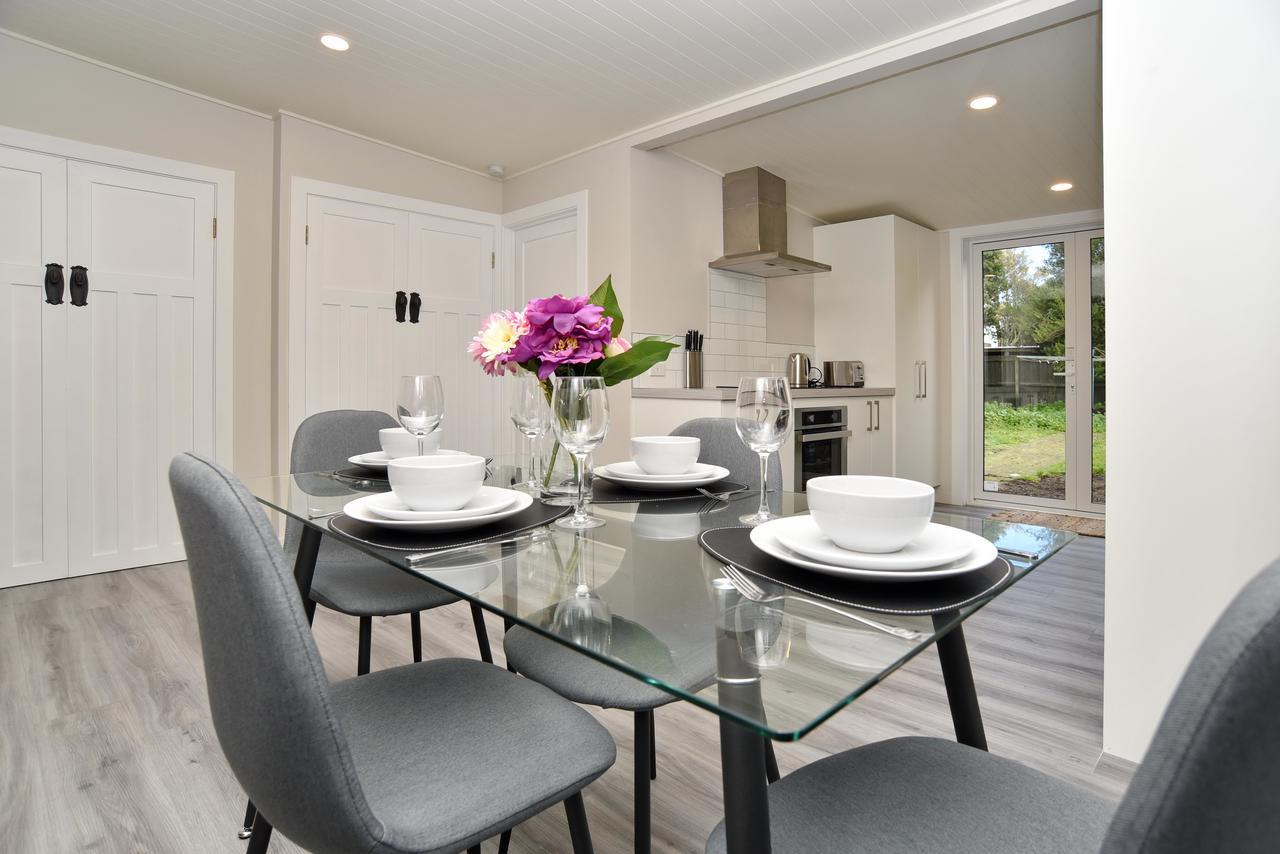 Albemarle Villa - Christchurch Holiday Homes Εξωτερικό φωτογραφία
